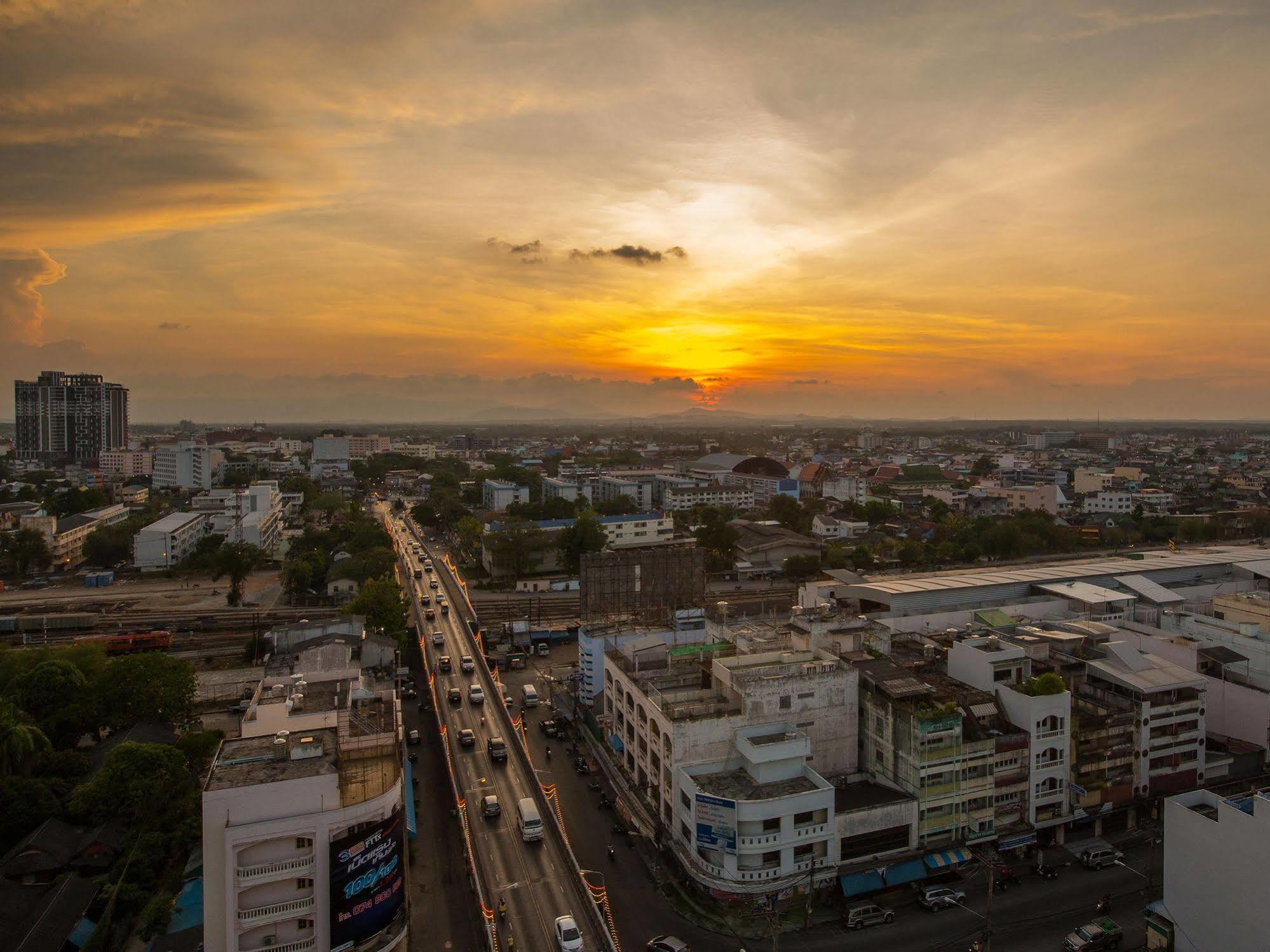 V.L. Hatyai Hotel Hat Yai Exterior foto